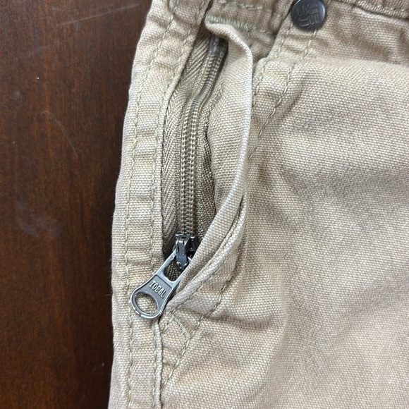 Columbia Shorts For Boys Khaki Colored Size XXS 4/5 - Picture 3 of 9